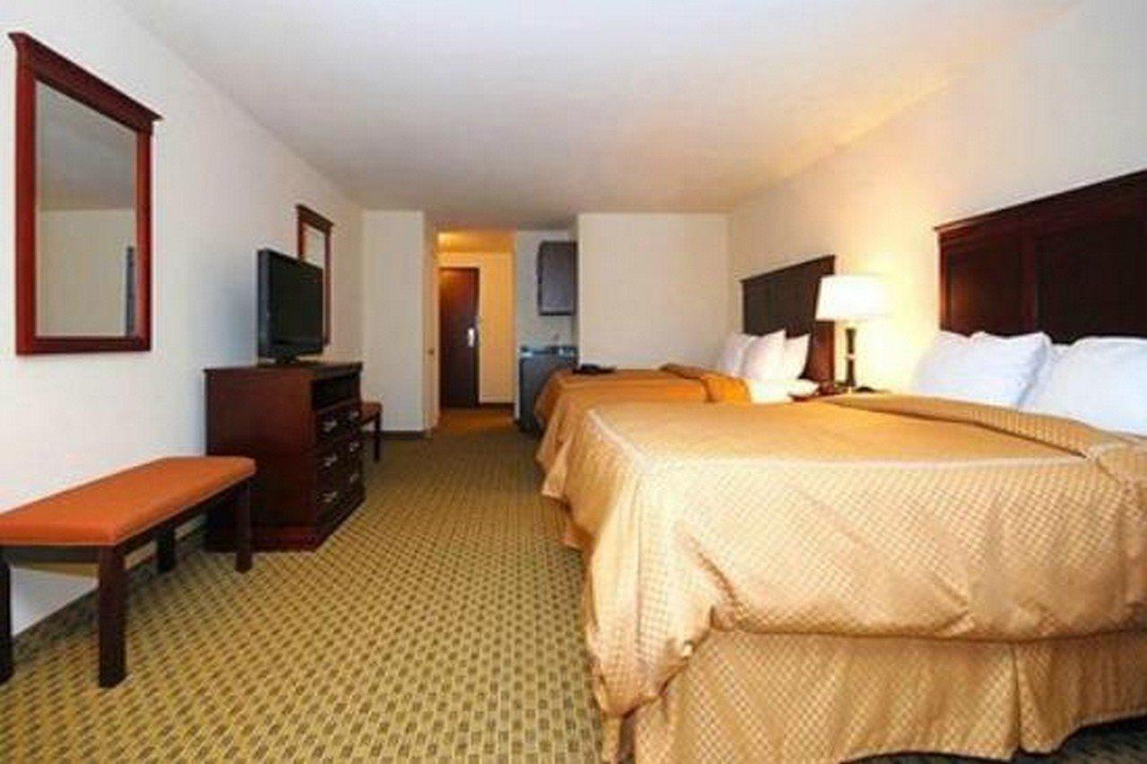 Comfort Suites Mcalester Exterior photo
